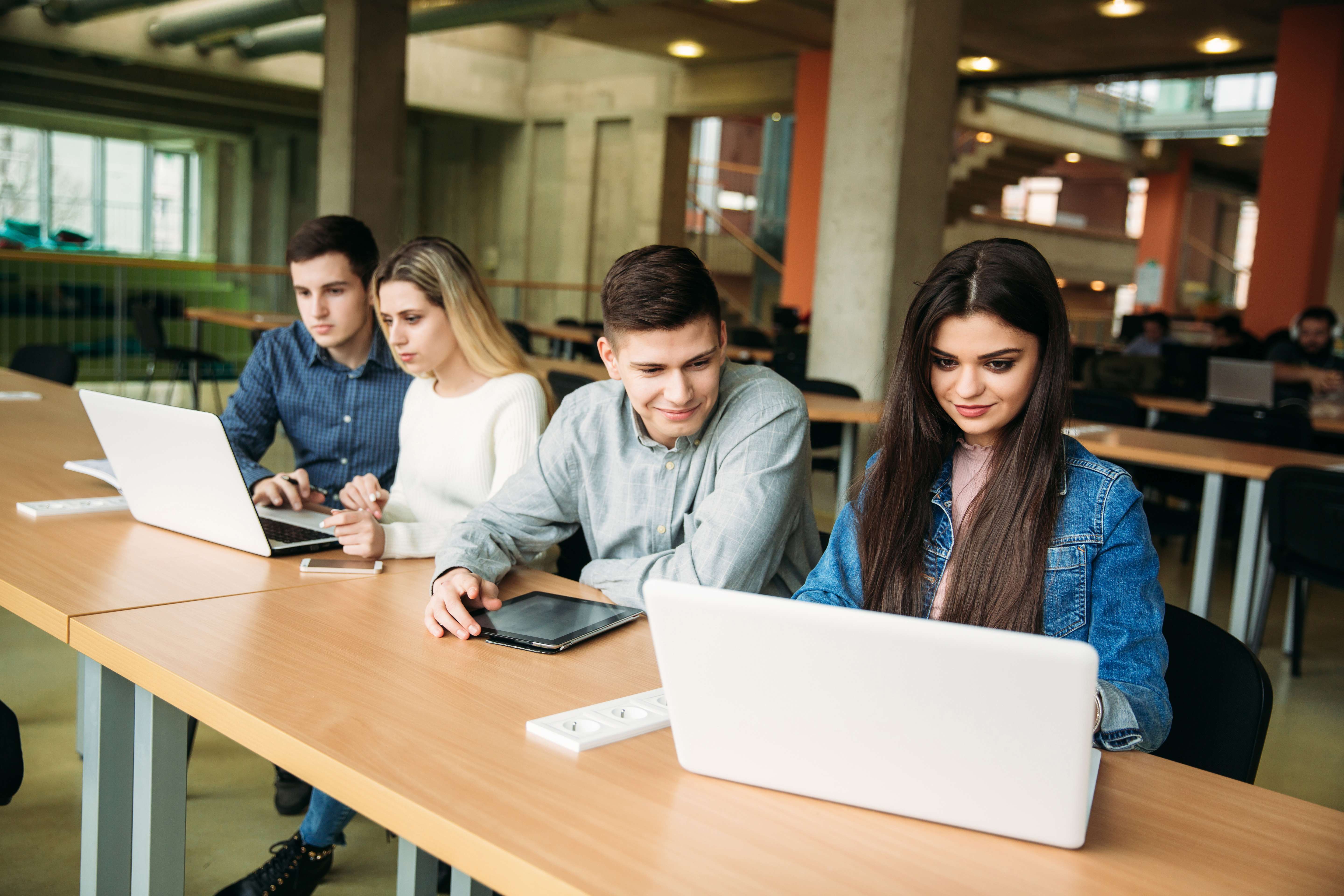 Ace Your Assignments: UK Academic Writing Tips for International Students